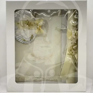 Kit de Batismo com Vela, Concha e Toalha – Dourado