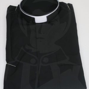 Camisa Lisa com Cabeção Romano – Preto